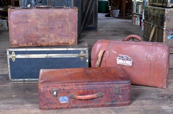 Three vintage leather suitcases bags 306a2d