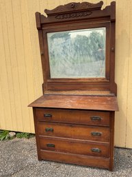 Victorian oak three-drawer chest