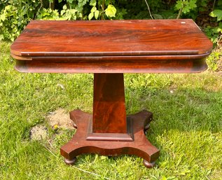 A 19th C American Empire mahogany 306a5b