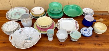 Fifty seven pieces of assorted china,