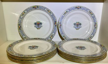 A set of twelve dinner plates  306c30