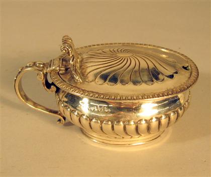 Victorian sterling silver mustard pot