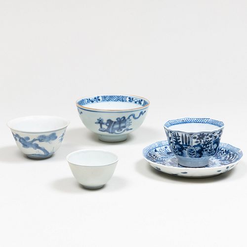 GROUP OF FOUR CHINESE PORCELAIN