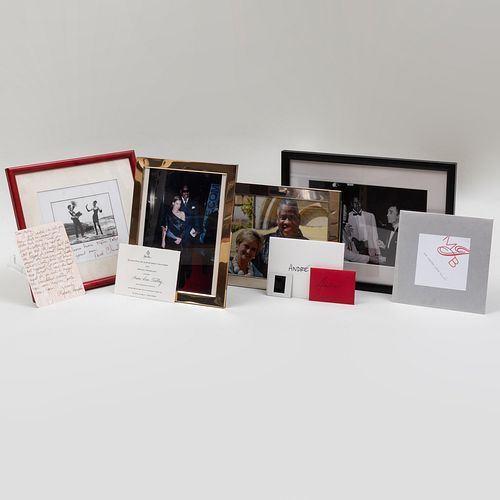 GROUP OF FRAMED PHOTOGRAPHS AND 3097de