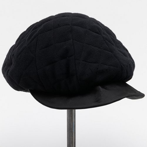 CHANEL BLACK QUILTED WOOL CAPLabel.