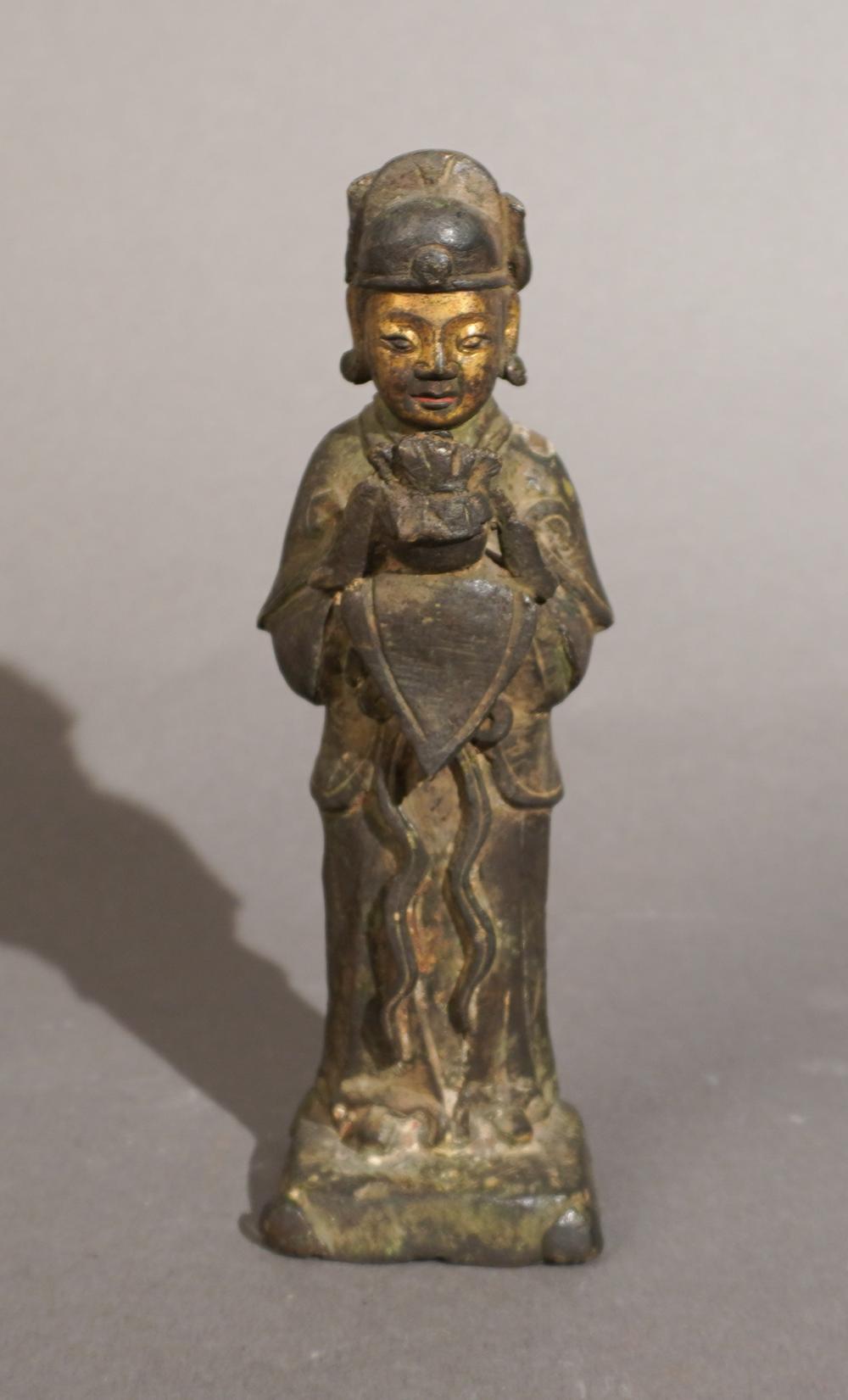 CHINESE BRONZE FIGURE OF A STANDING 309aac