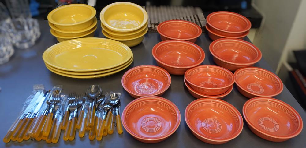 FIESTA YELLOW AND PERSIMMON 21-PIECE