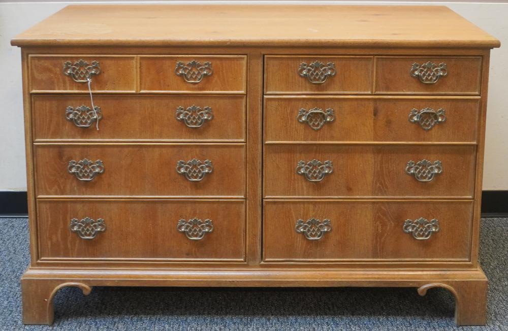 MOUNT AIRY CHIPPENDALE STYLE PINE 309c11