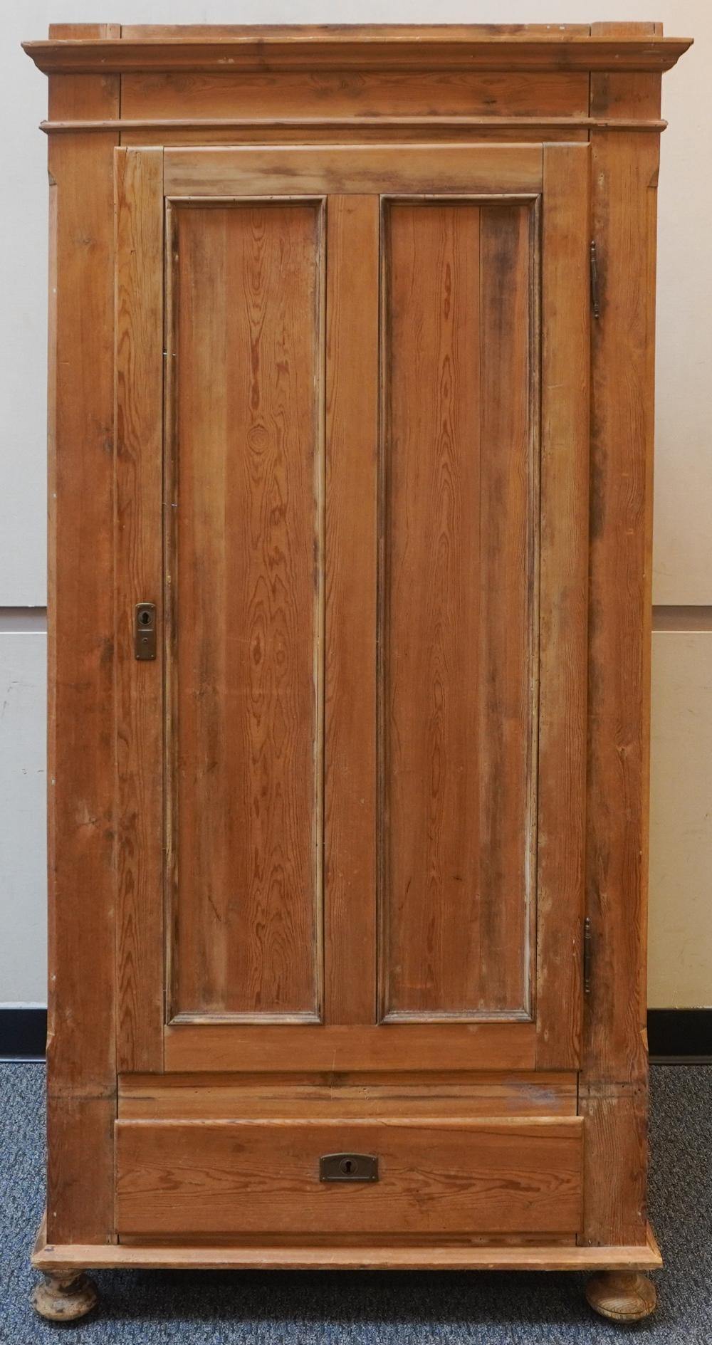 AMERICAN PINE WARDROBE 72 X 35 309c13