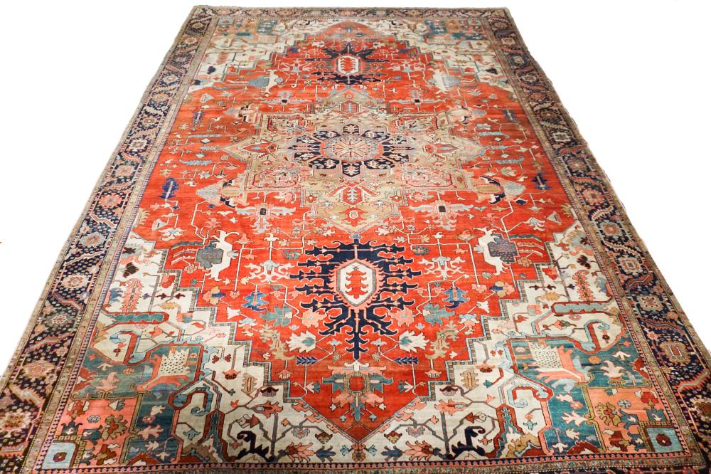 HERIZ RUG, CIRCA 1940 19 FT 6 IN