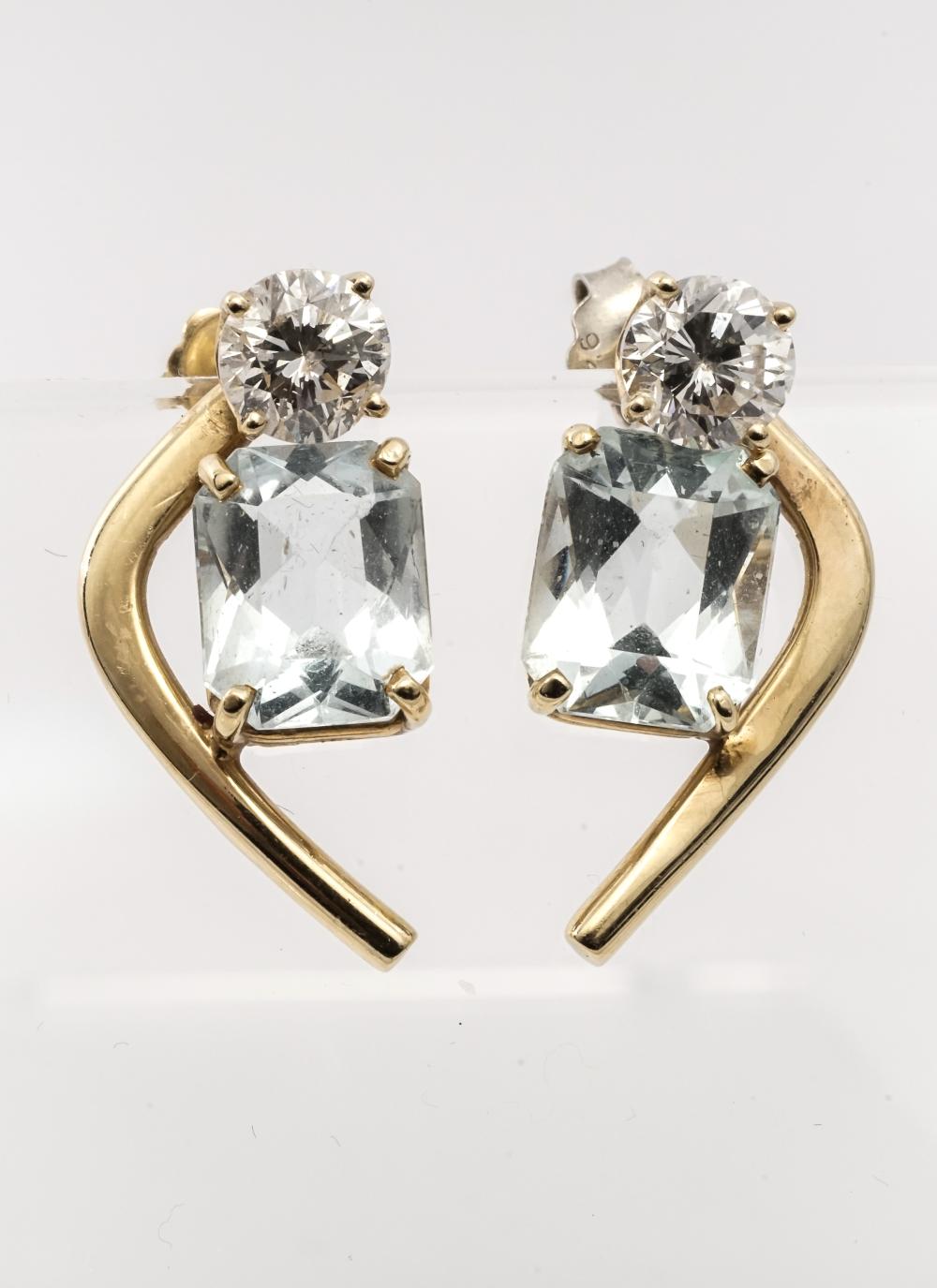 PAIR OF TESTED 14 KARAT YELLOW GOLD  309cea