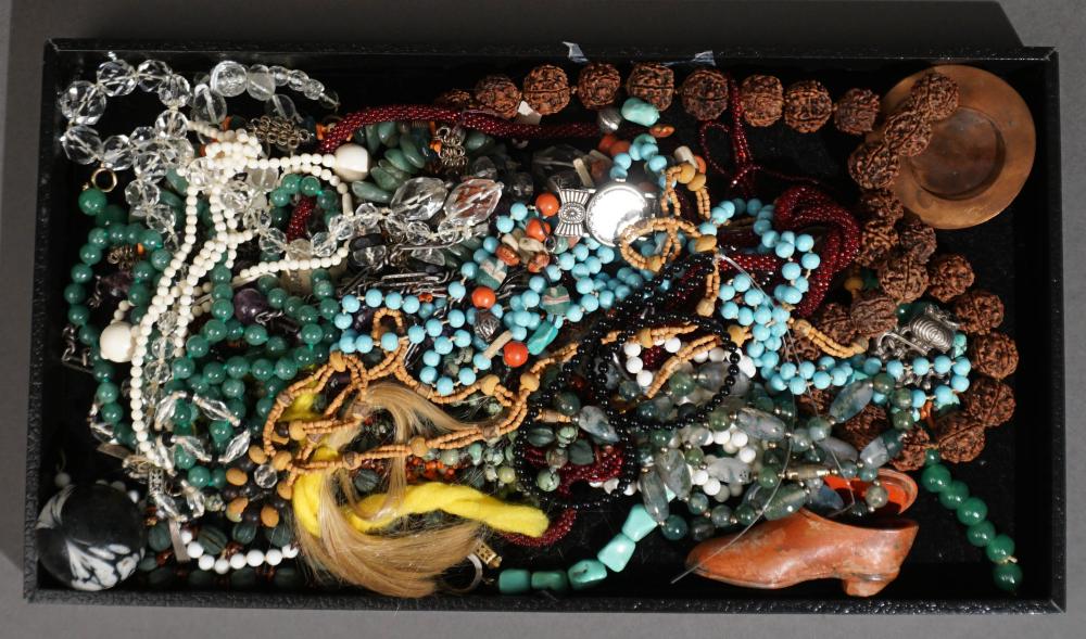COLLECTION OF ASSORTED BEADED AND