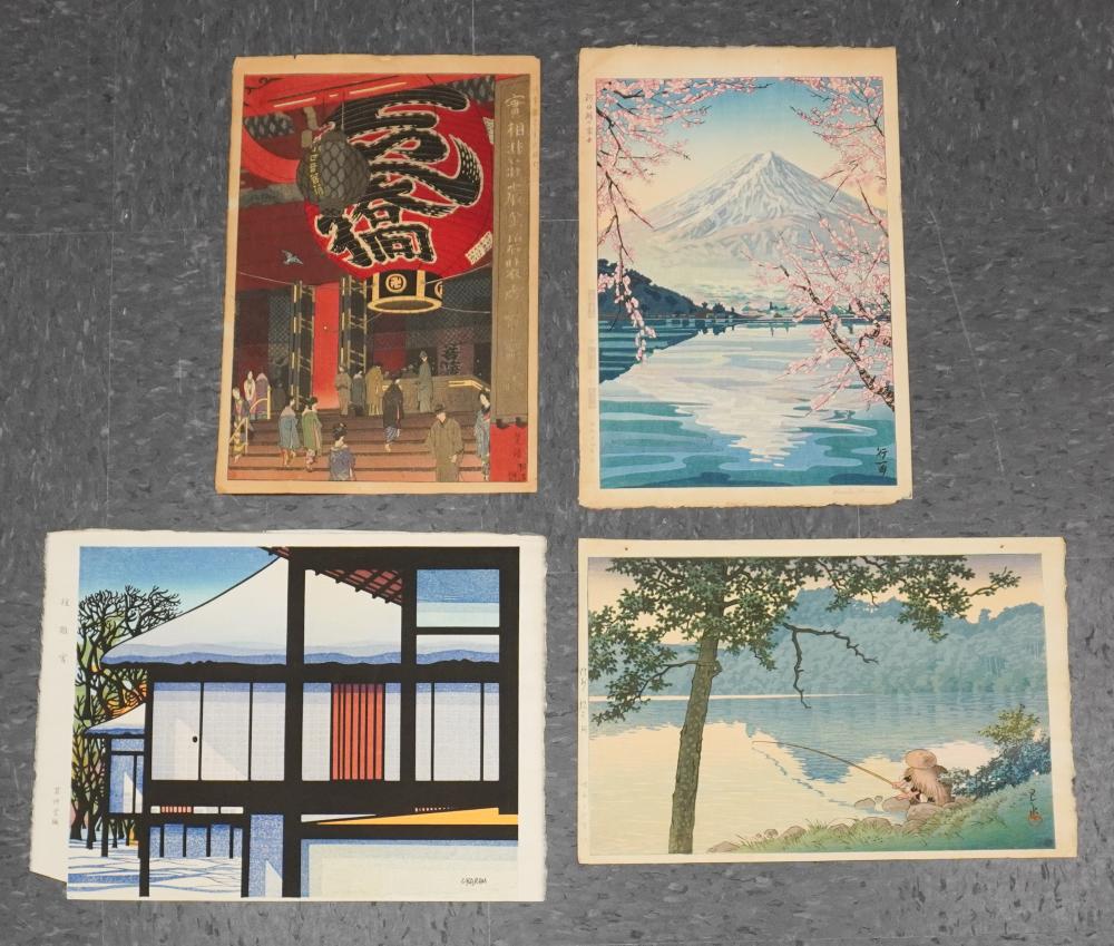 FOUR ASSORTED JAPANESE WOODBLOCK 309e04