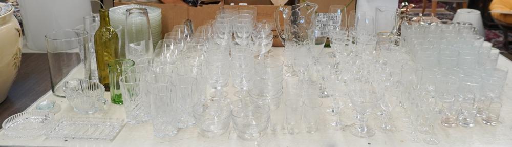 GROUP OF CRYSTAL GLASS BAR/TABLE