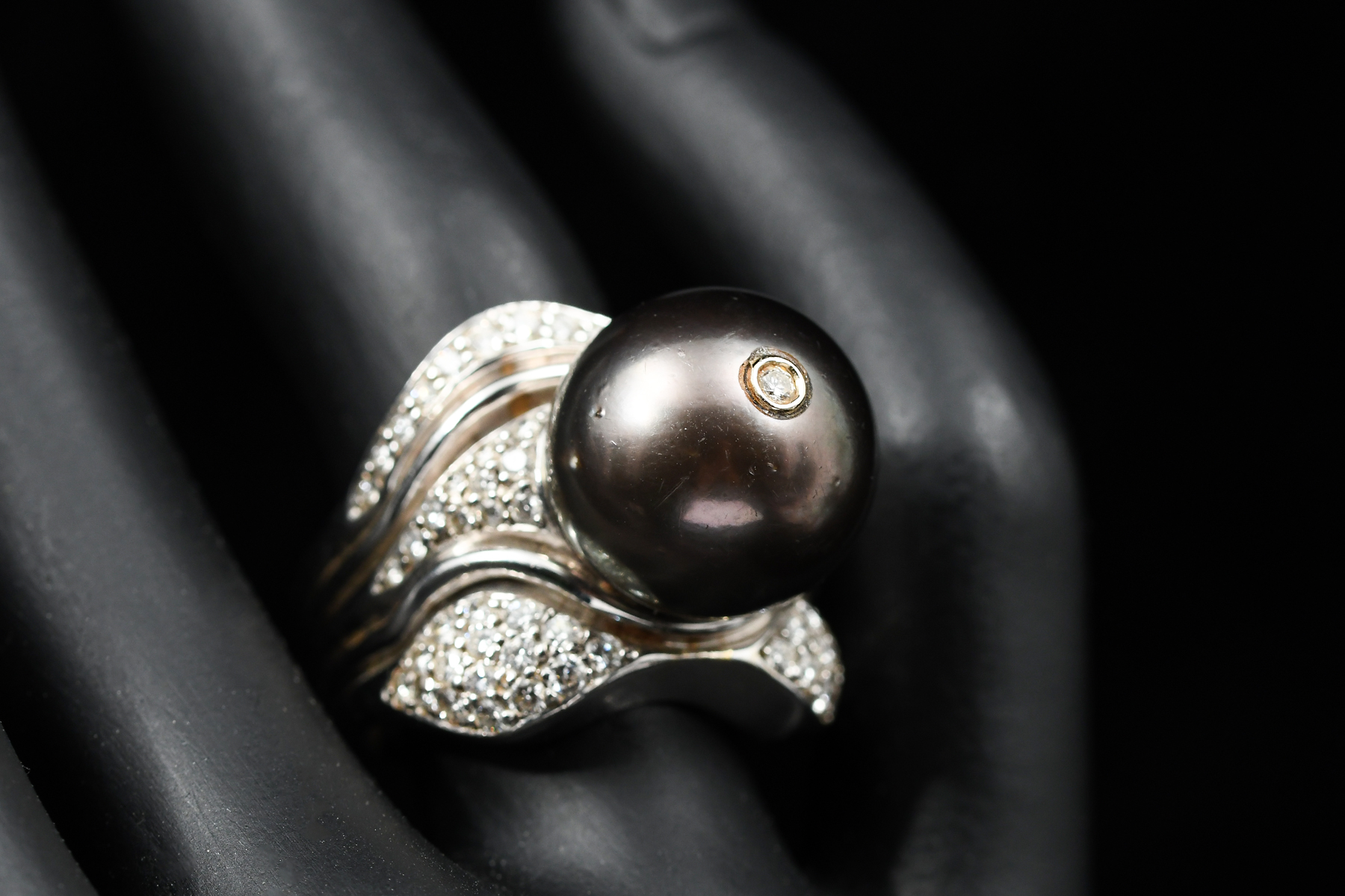 18K GOLD AND DIAMOND TAHITIAN PEARL 30a07c