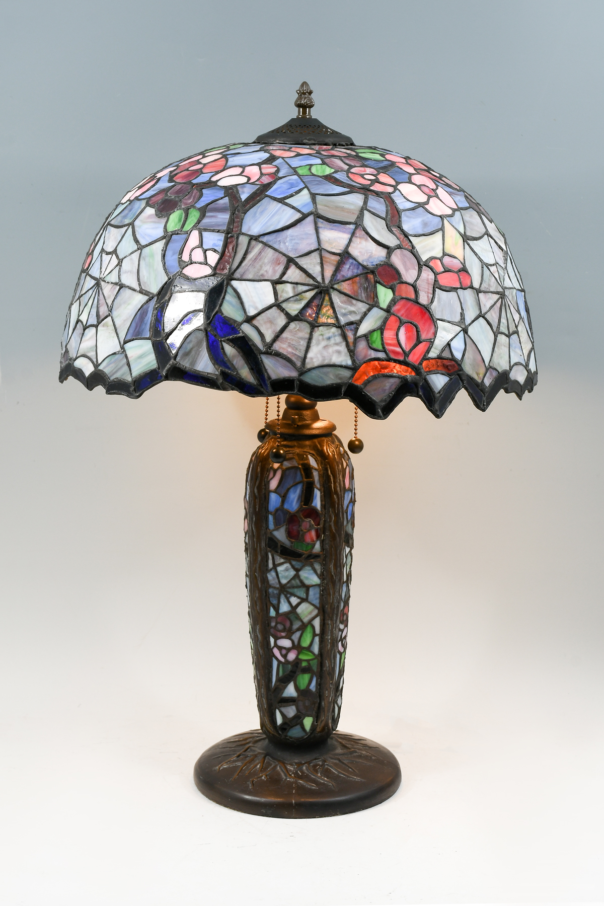 SPIDER WEB MOTIF LEADED GLASS LAMP  30a0cf