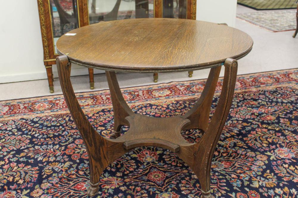 ROUND OAK HUNZINGER GAME TABLE,ROUND