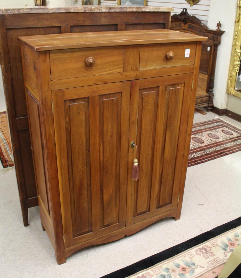 COUNTRY VICTORIAN WALNUT CABINETCOUNTRY 30a284