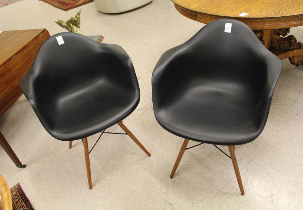 PAIR OF MID-CENTURY MODERN EAMES