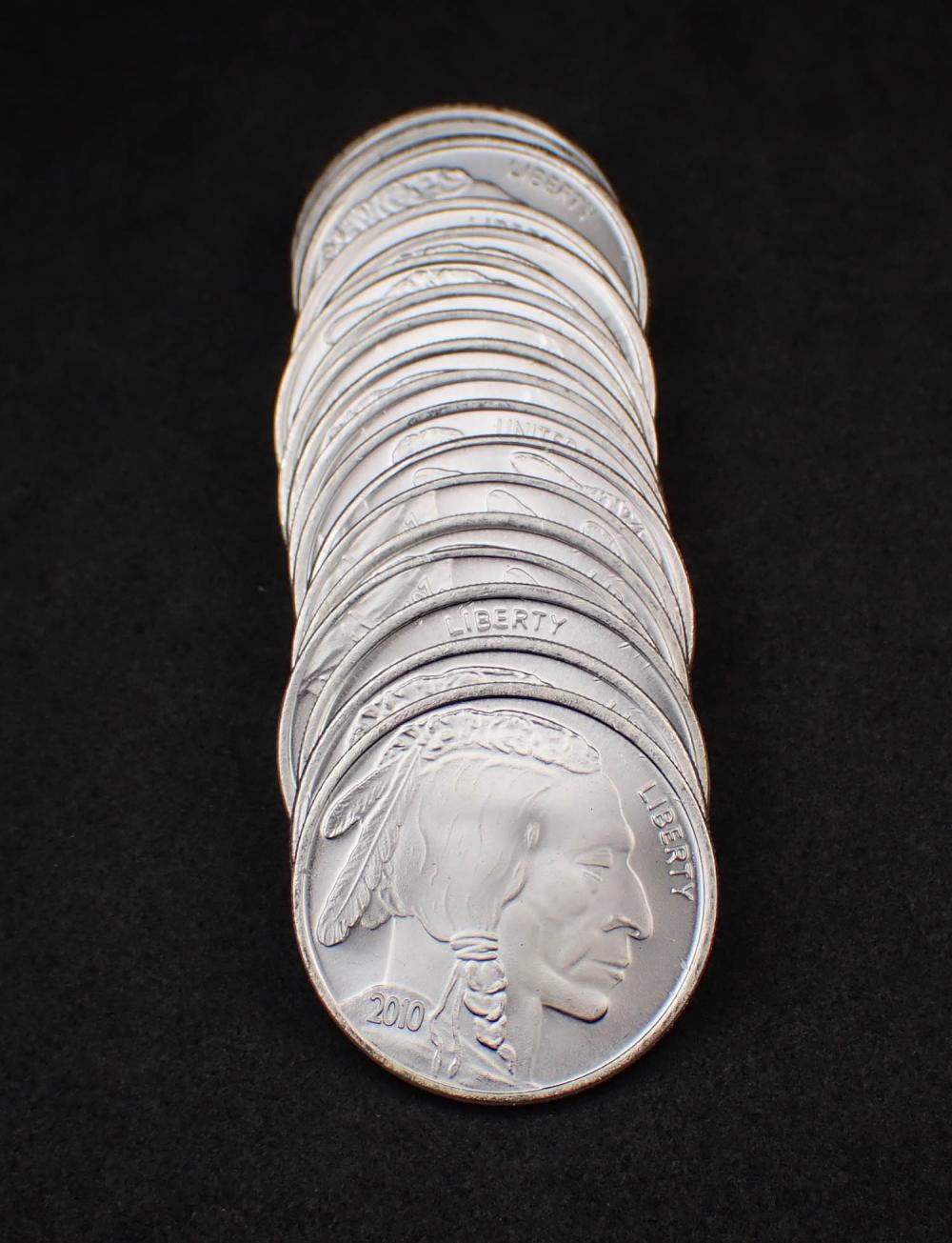 A ROLL OF TWENTY U S 2010 SILVER 30a391