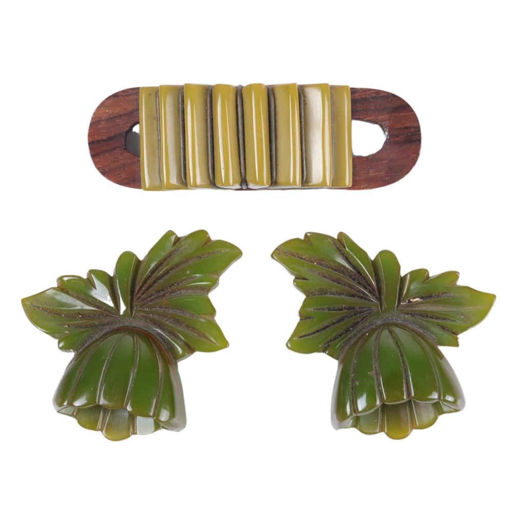 VINTAGE BAKELITE JEWELRY 3PC; PAIR