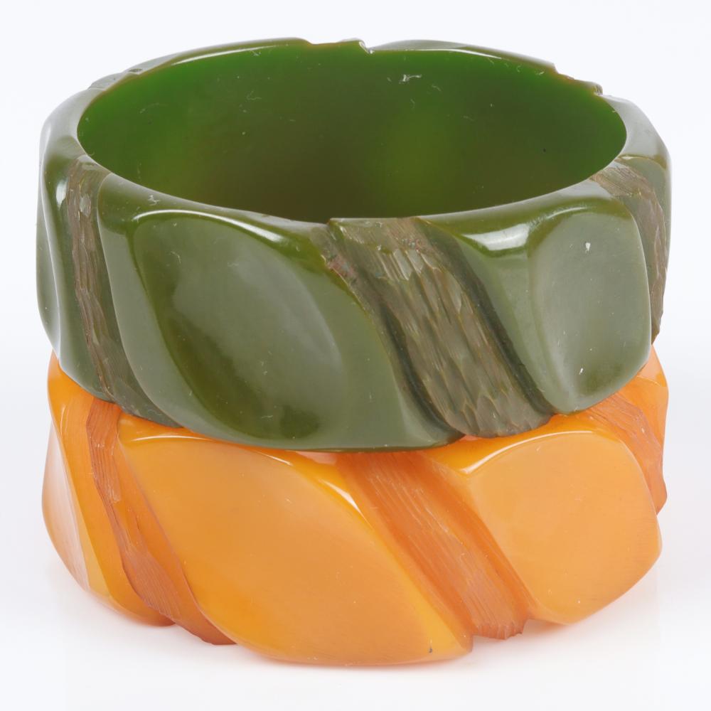 TWO BAKELITE BANGLE BRACELETS WITH 30a520