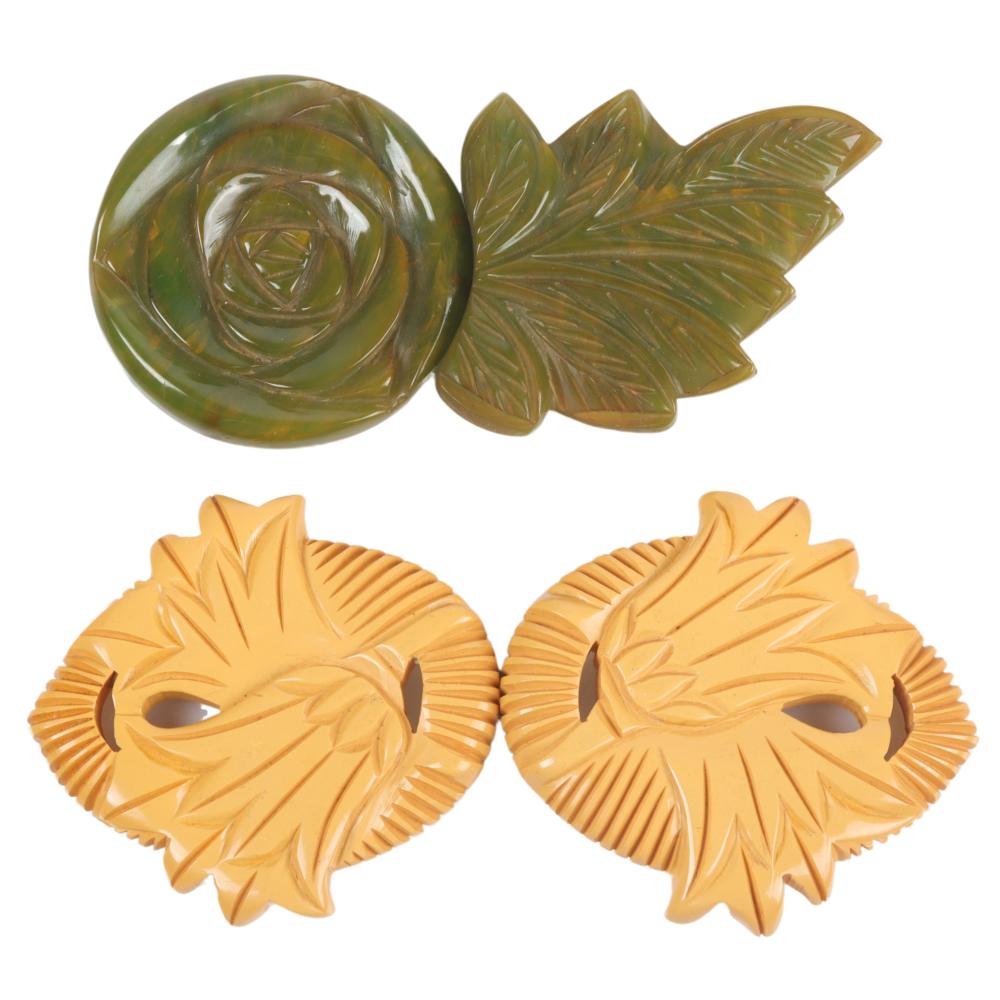 TWO CARVED VINTAGE BAKELITE FLORAL 30a530