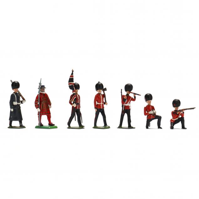GROUP OF BRITAINS MILITARY MINATURES