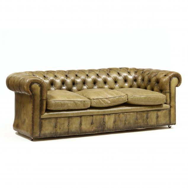 VINTAGE ENGLISH STYLE LEATHER CHESTERFIELD