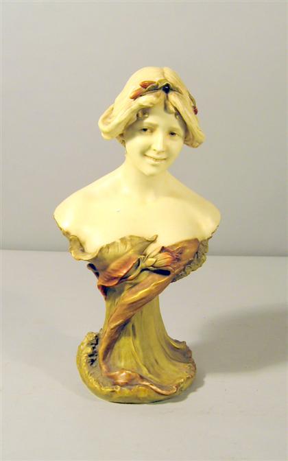 Royal Dux Art Nouveau bust    circa