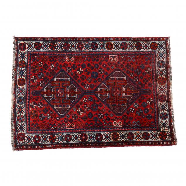 CAUCASIAN AREA RUG The red field