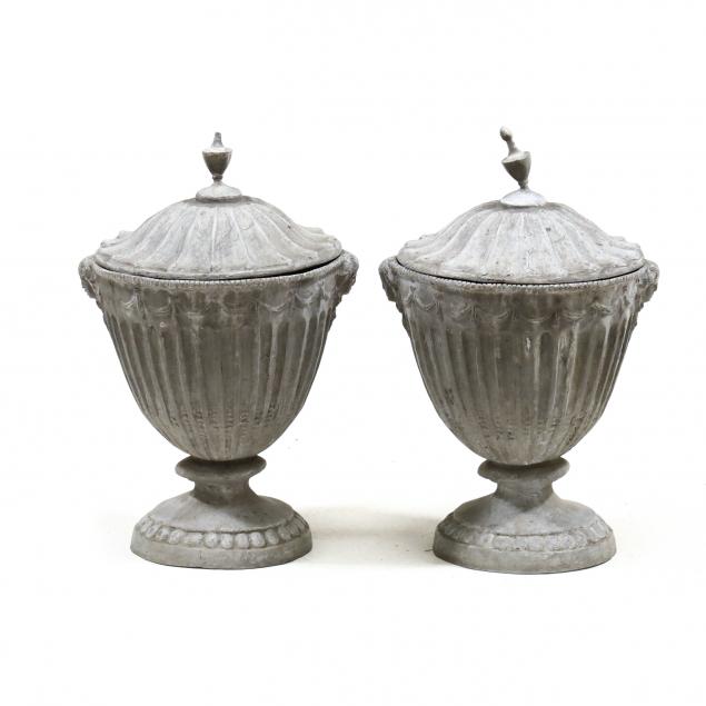 A PAIR OF NEOCLASSICAL STYLE LEAD 30a76e