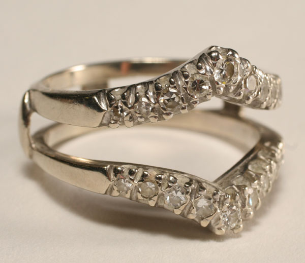 White gold 14K diamond ring guard