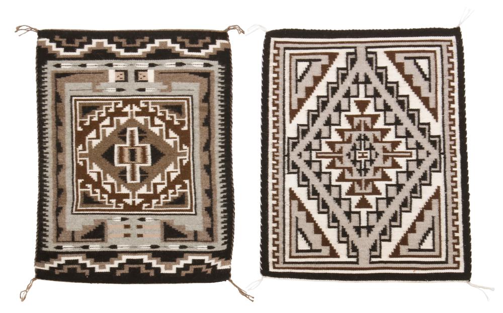 TWO NAVAJO TWO GREY HILLS TEXTILESTwo 30a948