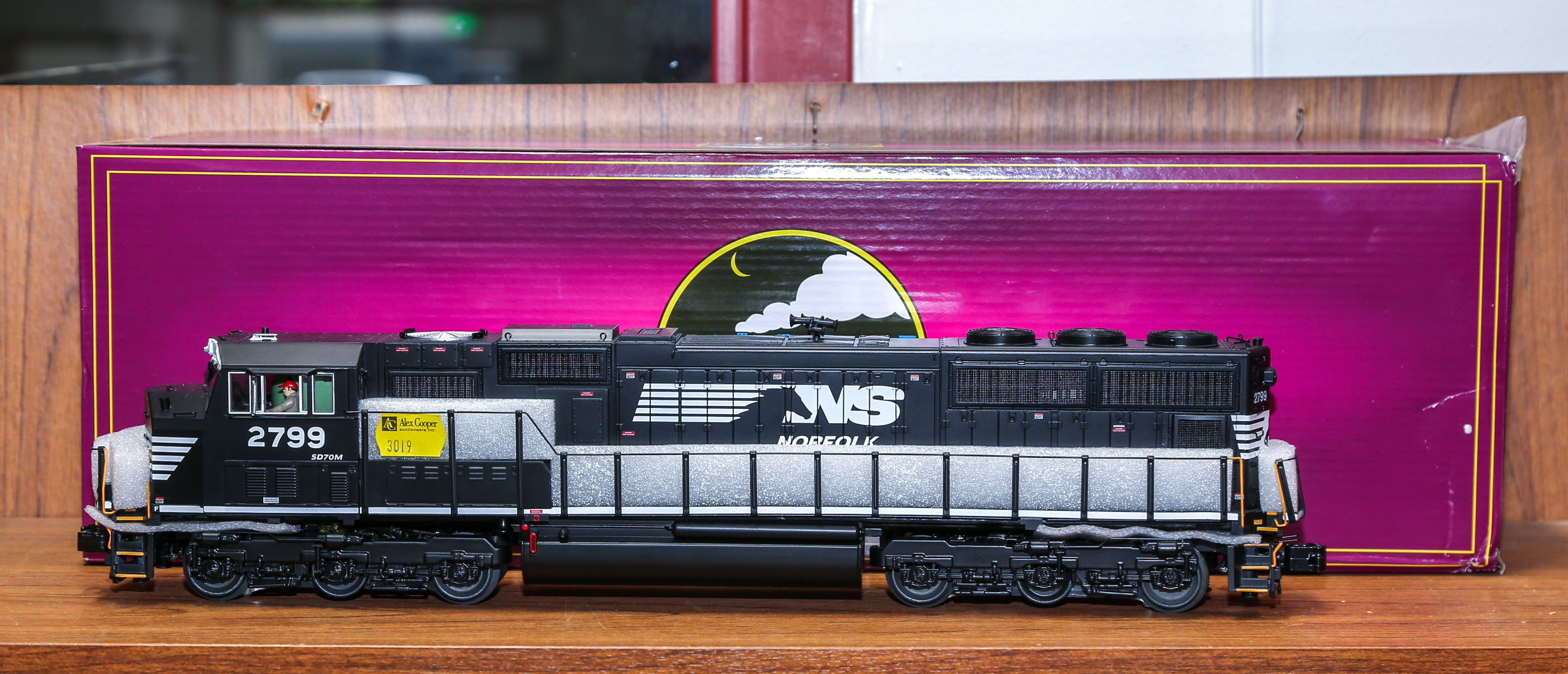 MTH O GAUGE SD70M DIESEL ENGINE 30885b