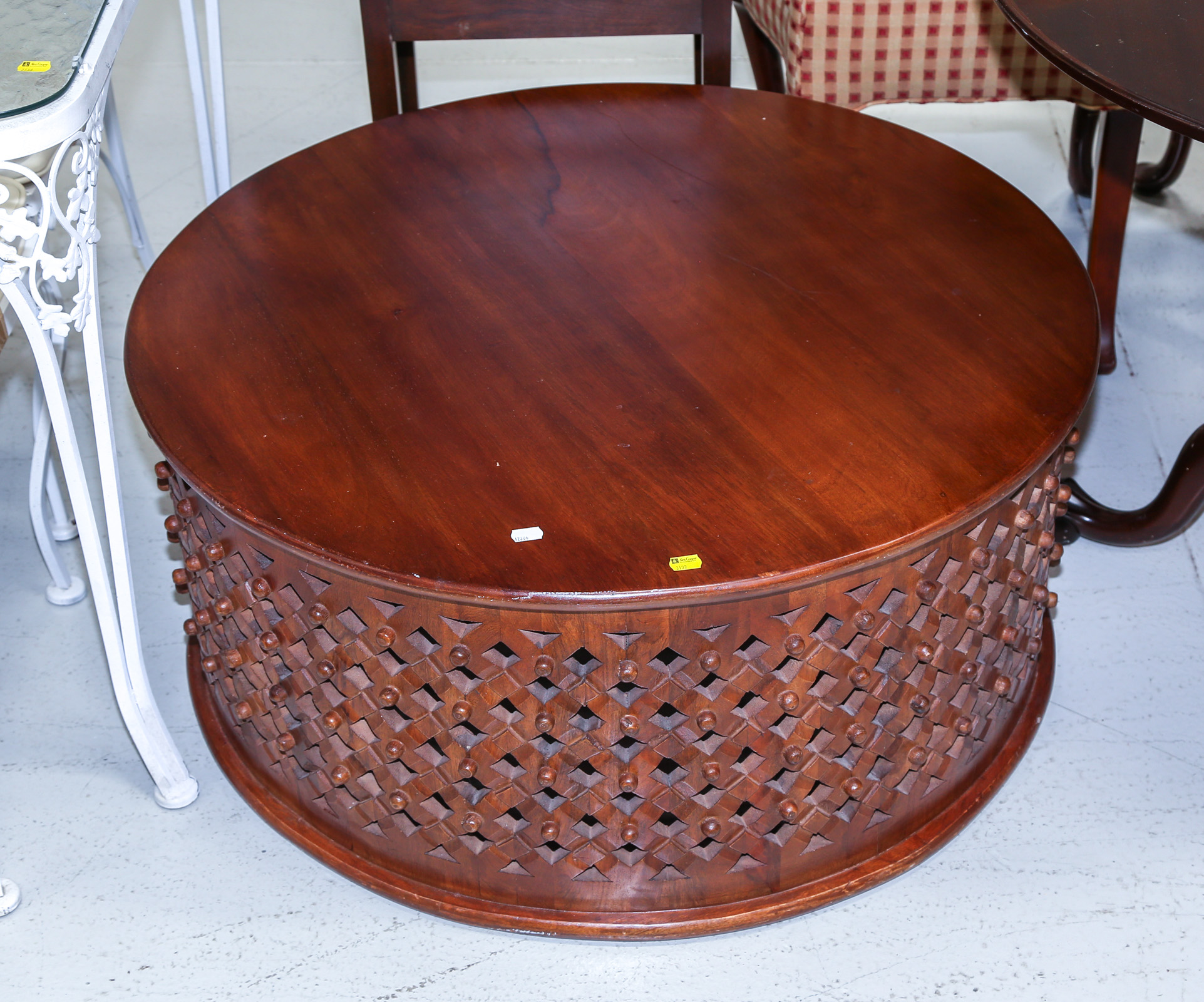 AFRICAN INSPIRED MAHOGANY ROUND 3088ce