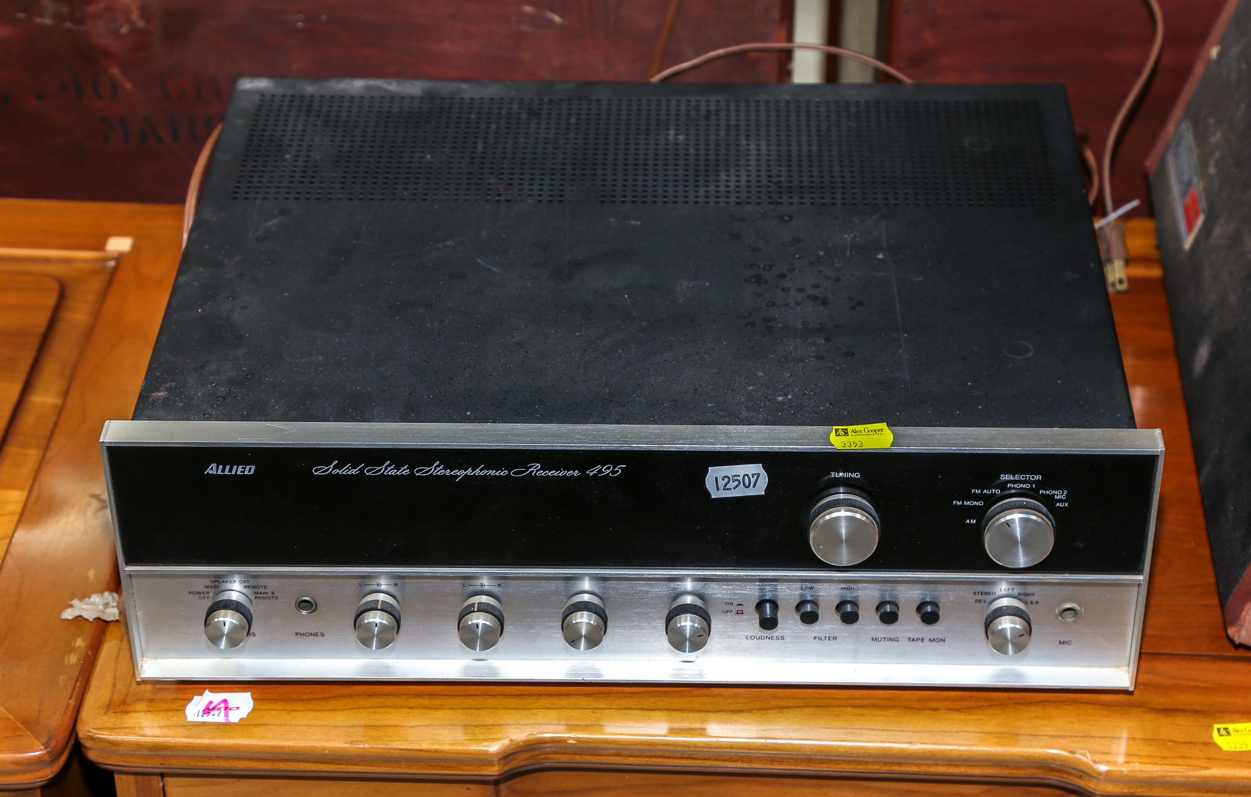 ALLIED MODEL 495 RECEIVER .