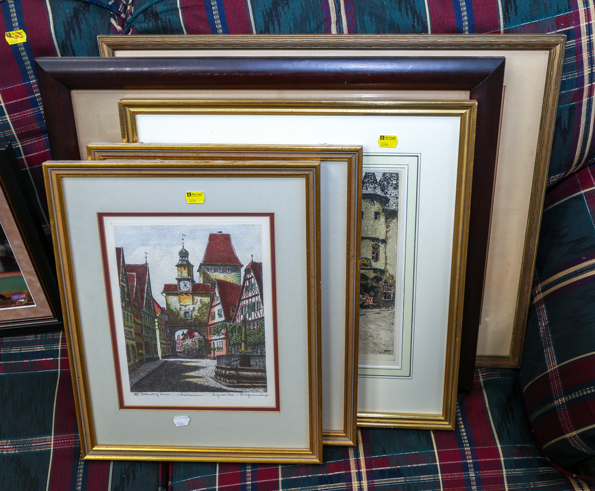 FIVE FRAMED EUROPEAN TOWN SCENES 3089cf