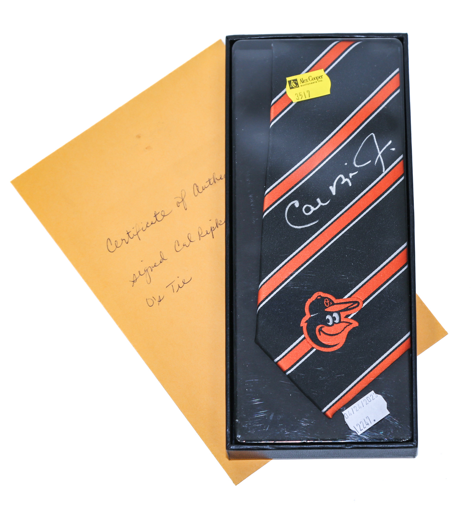 CAL RIPKIN SIGNED ORIOLES TIE With