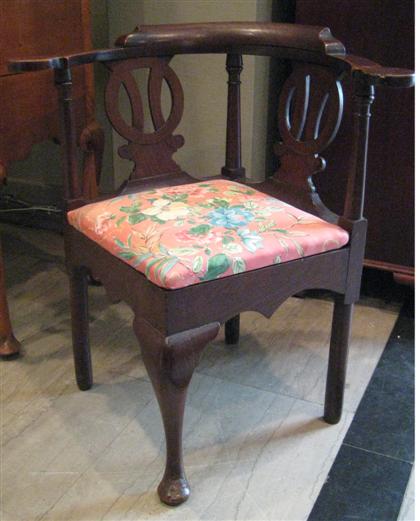 Chippendale mahogany corner chair