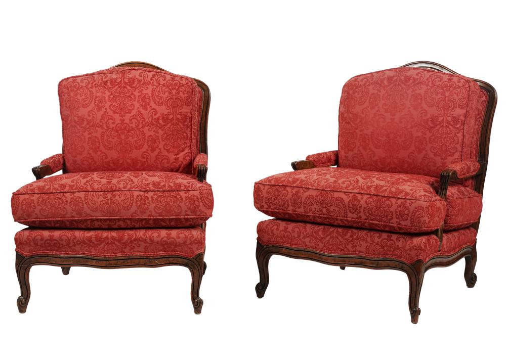 PAIR OF LOUIS XV STYLE FAUTEUILSPair 308bf0