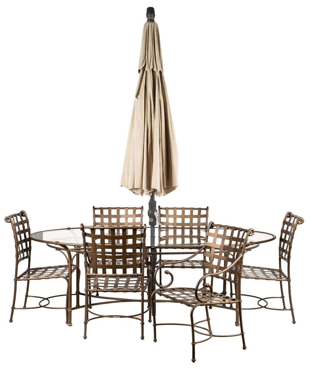 BROWN JORDAN PATIO DINING TABLE