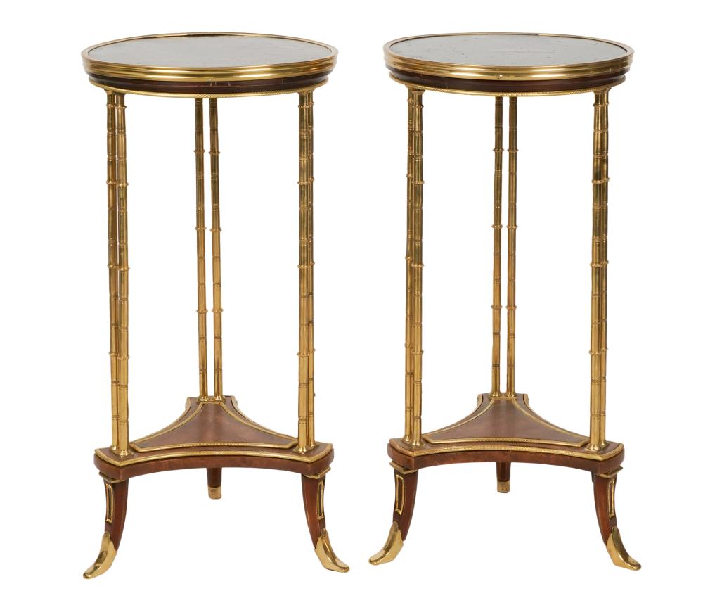 PAIR OF NEOCLASSICAL STYLE SIDE 308ed3