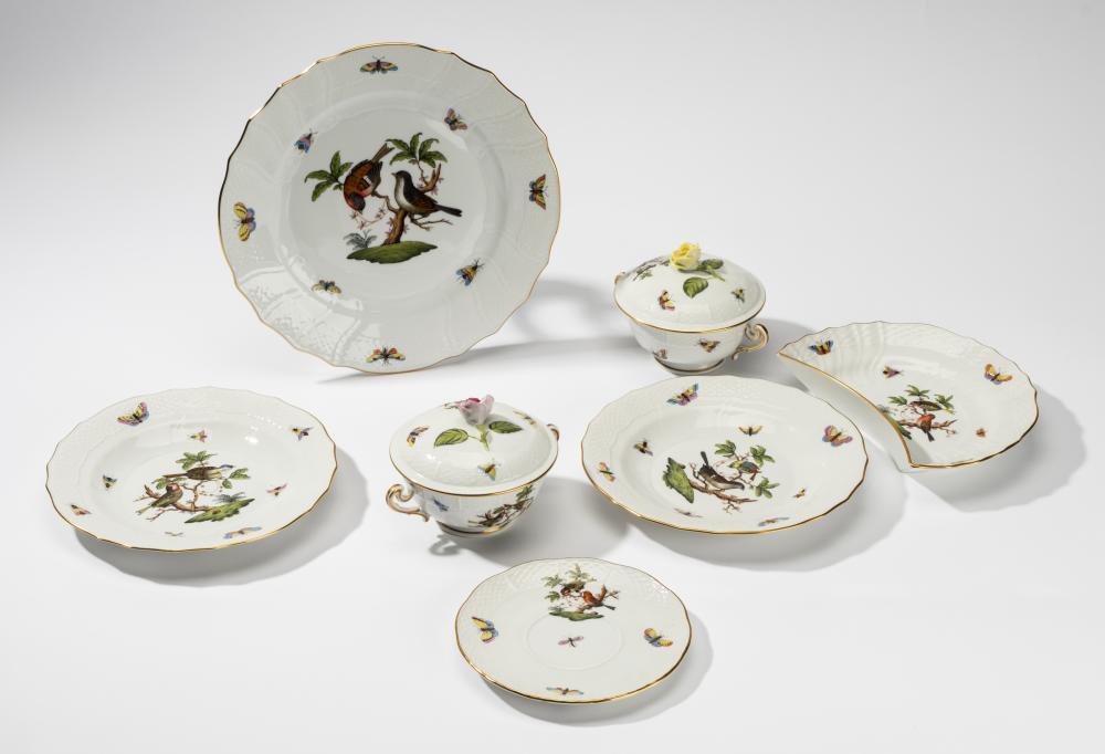 HEREND ROTHSCHILD BIRD PORCELAIN