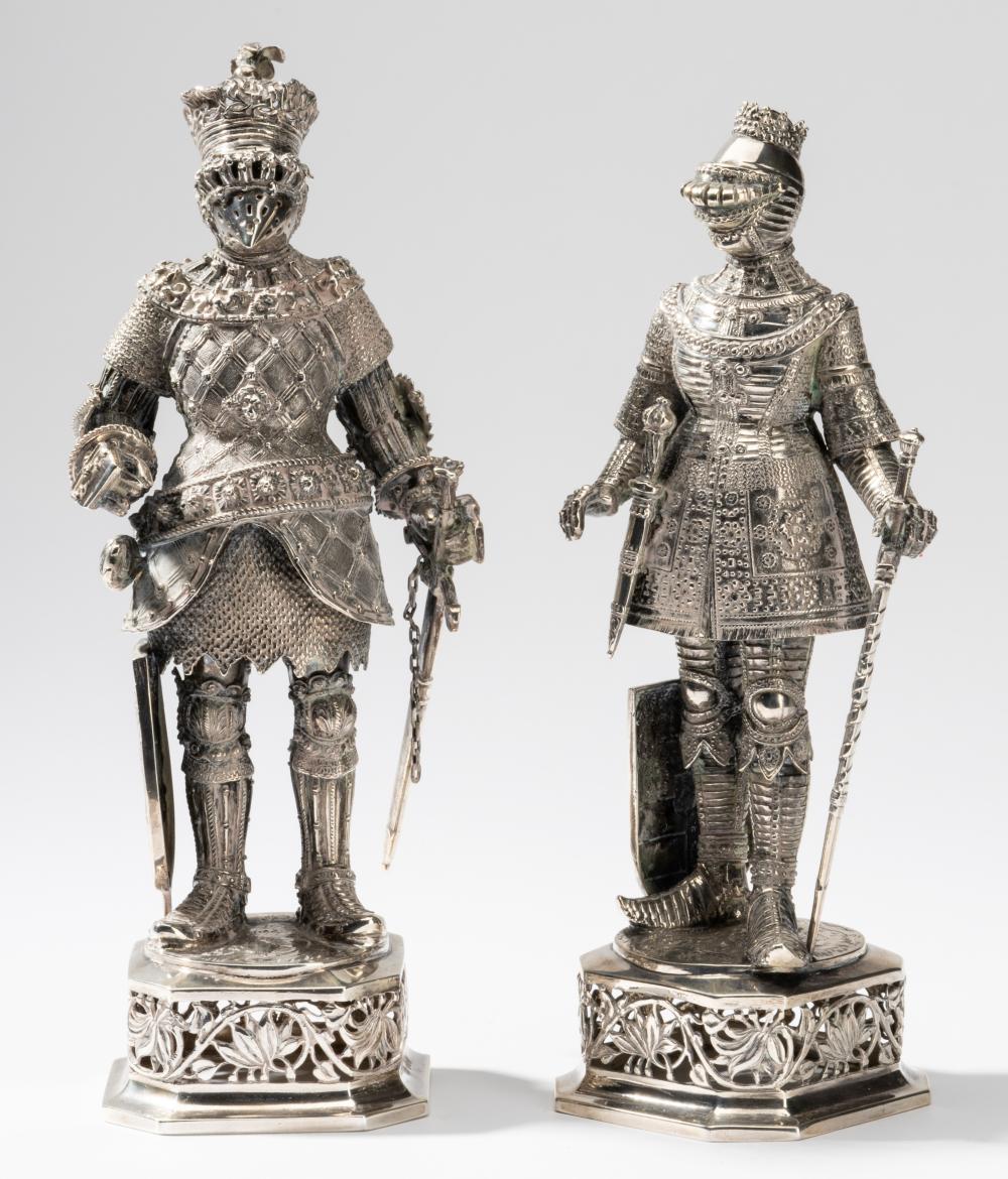 TWO GERMAN SILVER KNIGHT FIGURESTwo 308f2e