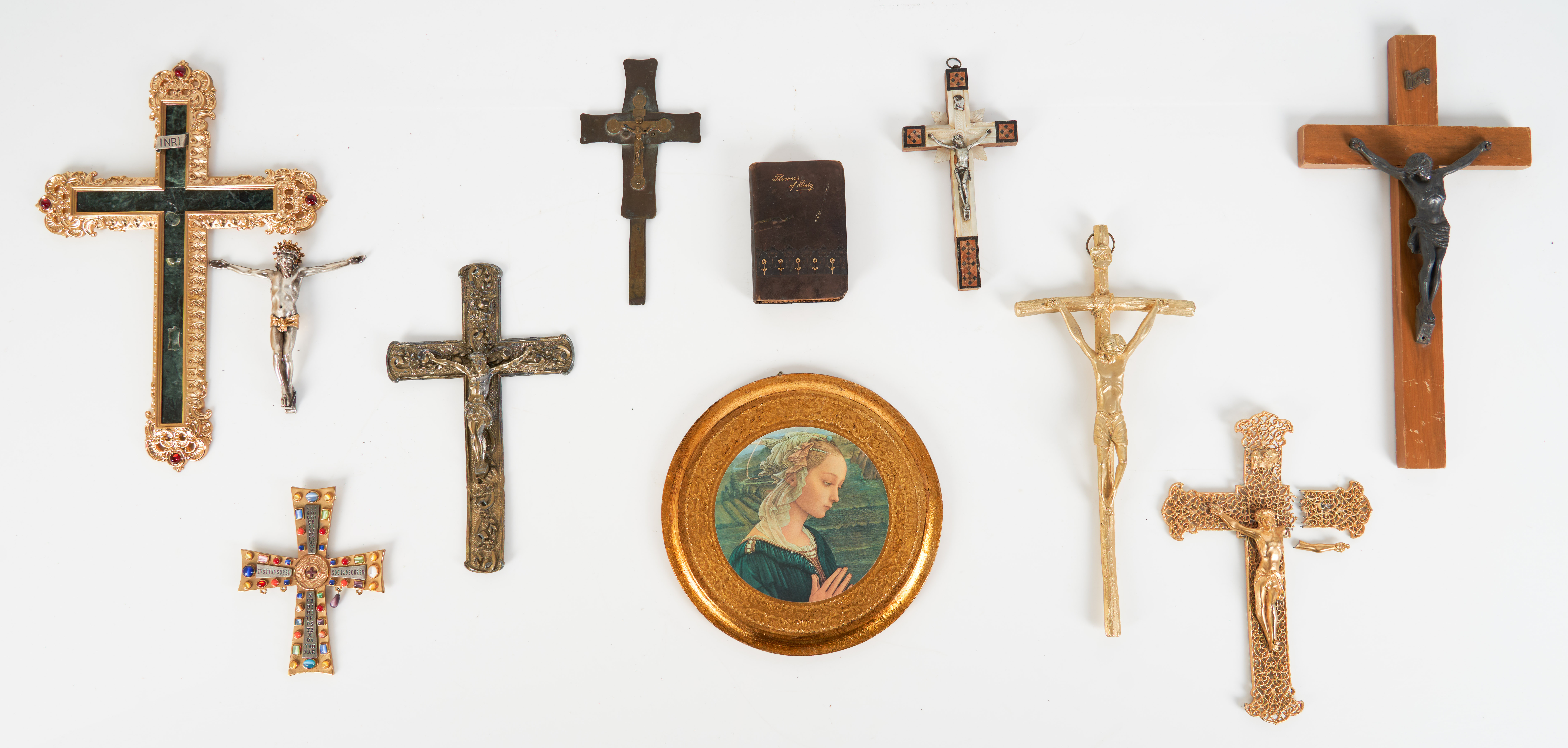 (10) Crucifixes, religious plaque