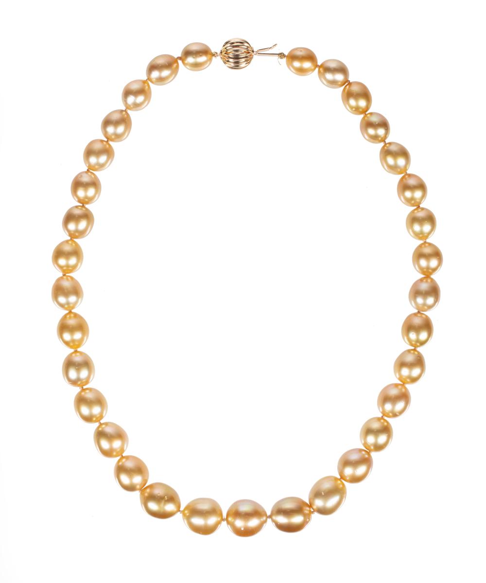 YELLOW GOLD AND SOUTH SEA PEARL 30928d