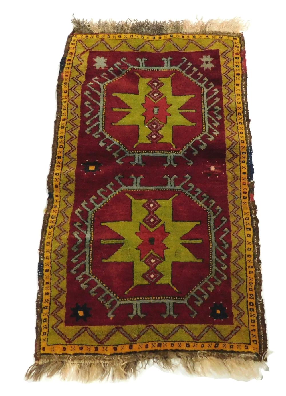 RUG: SEMI-ANTIQUE YASTIK, 2' 11"