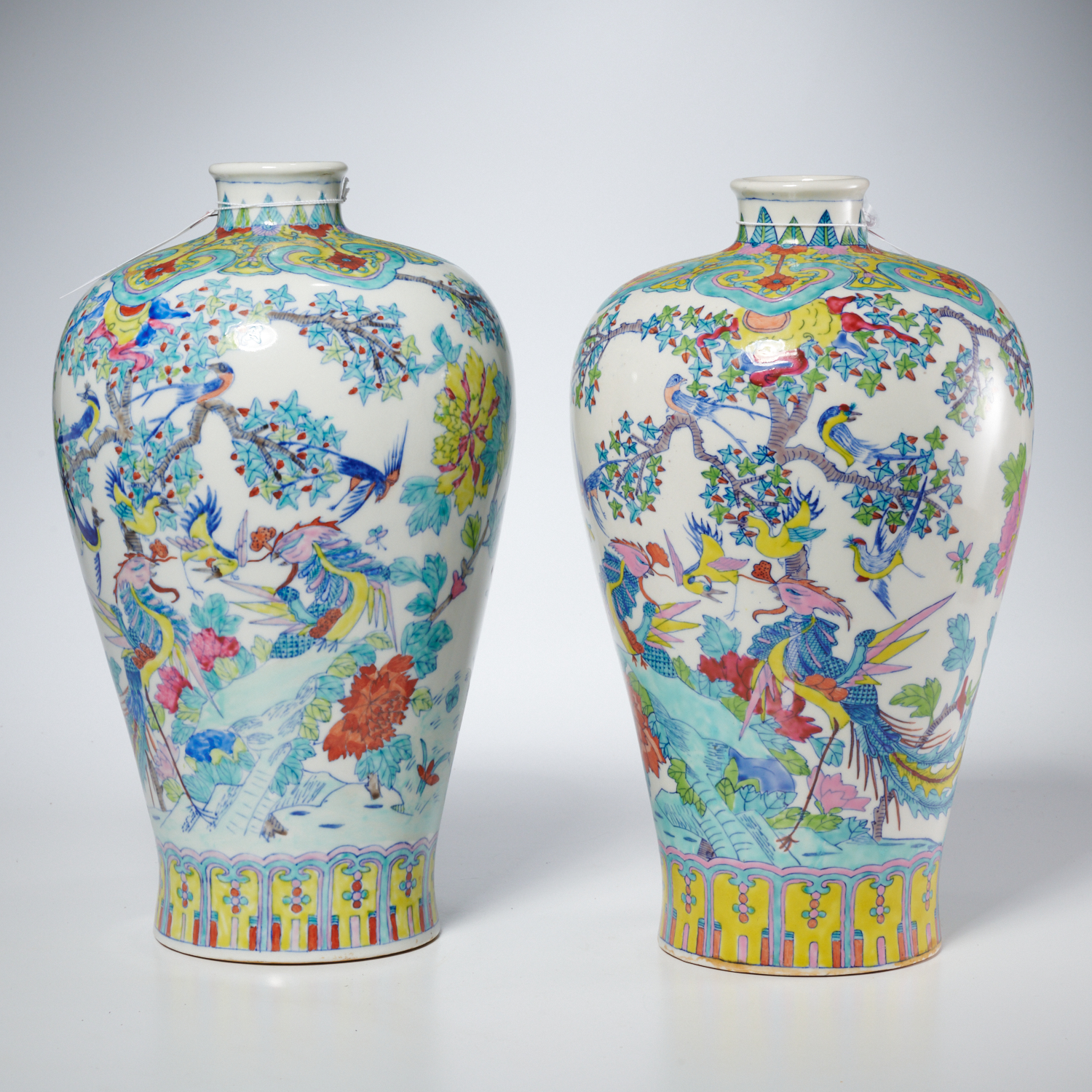 PAIR CHINESE PORCELAIN MEIPING 30bd66