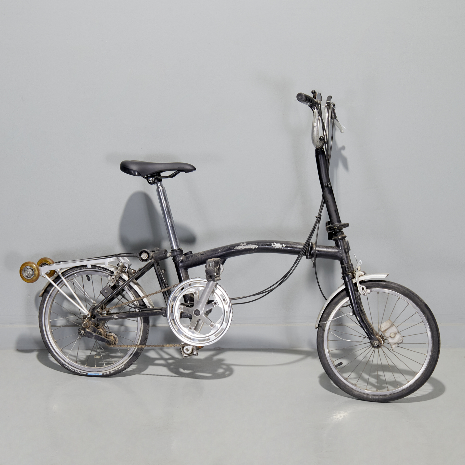 VINTAGE BROMPTON FOLDING BICYCLE  30bdb1